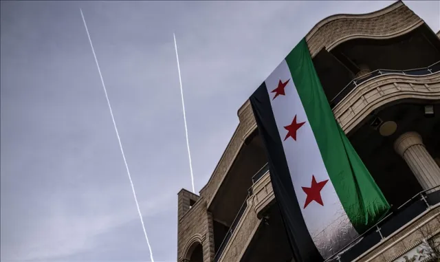 Suriye Dışişleri Bakanlığı, Lazkiye ilinde konsolosluk hizmetleri ofisi açtı Suriye Dışişleri Bakanlığı, Lazkiye ilinde konsolosluk hizmetleri ofisi açtı